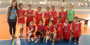 Alunos da EMEF Profª Gislene Ap. da Costa Corrêa participam dos Jogos Escolares de Amparo e conquistam medalhas