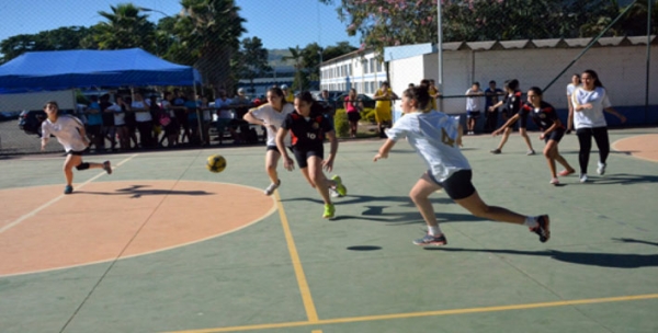 Handebol bate recorde de participação no JEA‏