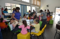 Biblioteca recebe visita dos alunos da EMEB Eliza
