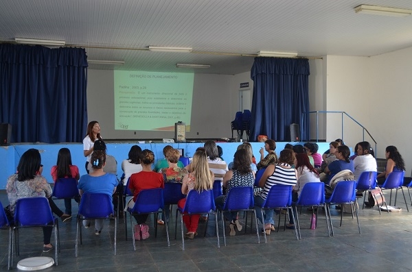 Secretaria da Educação e OPET promovem cursos para educadores